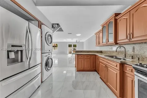5445 W 27th Lane Hialeah FL 33016