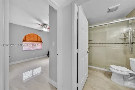 5445 W 27th Lane Hialeah FL 33016