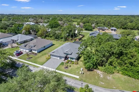 6805 49th Court Vero Beach FL 32967