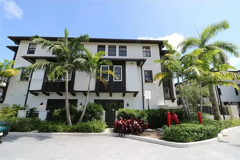 7504 SW 100th Street Pinecrest FL 33156