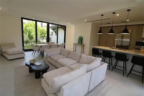 7504 SW 100th Street Pinecrest FL 33156