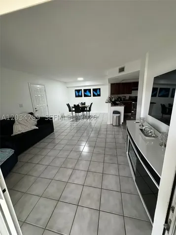 8660 SW 212th Street Cutler Bay FL 33189