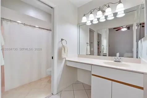 2073 Montpeliar Weston FL 33326
