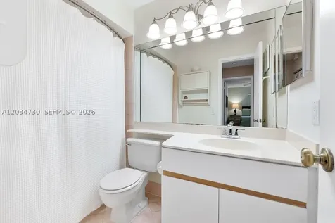 2073 Montpeliar Weston FL 33326