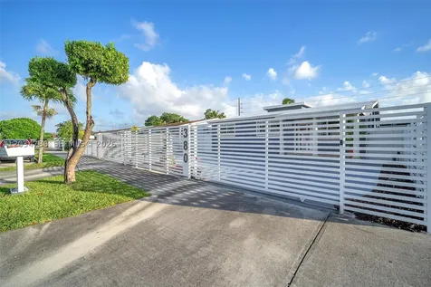 380 W 30th Street Hialeah FL 33012