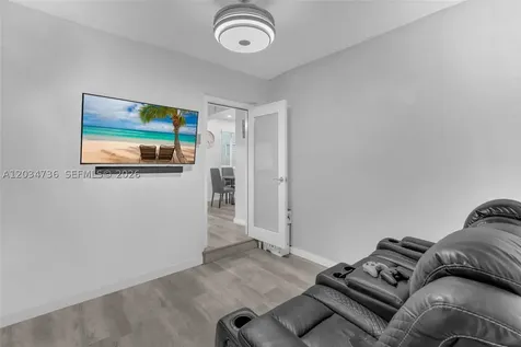 380 W 30th Street Hialeah FL 33012
