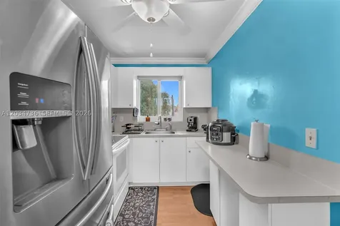 380 W 30th Street Hialeah FL 33012