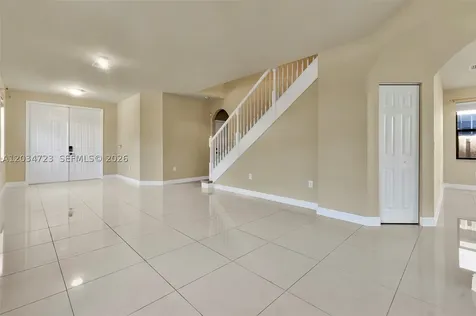 8890 NW 99th Path Doral FL 33178