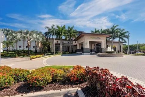 8890 NW 99th Path Doral FL 33178