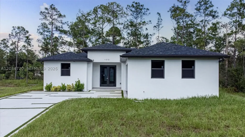 1310 Jefferson Avenue Lehigh Acres FL 33972