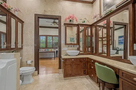 4251 SW 11th Street Miami FL 33134