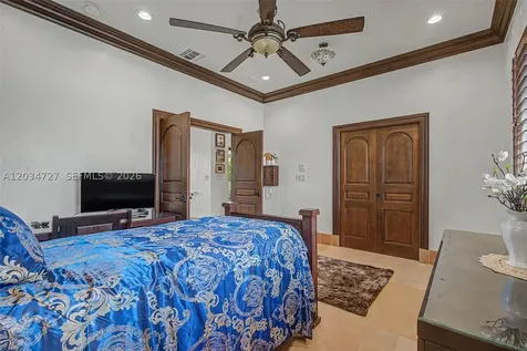 4251 SW 11th Street Miami FL 33134
