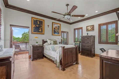 4251 SW 11th Street Miami FL 33134