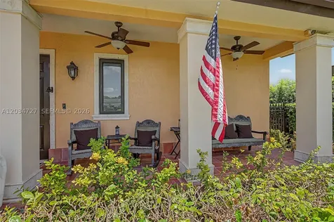 4251 SW 11th Street Miami FL 33134