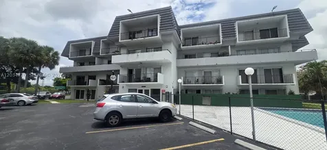 8000 SW 81st Drive Miami FL 33143
