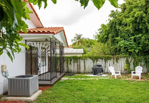 3610 SW 14th Street Miami FL 33145