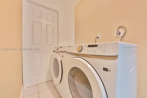 503 SE 17th Street Cape Coral FL 33990