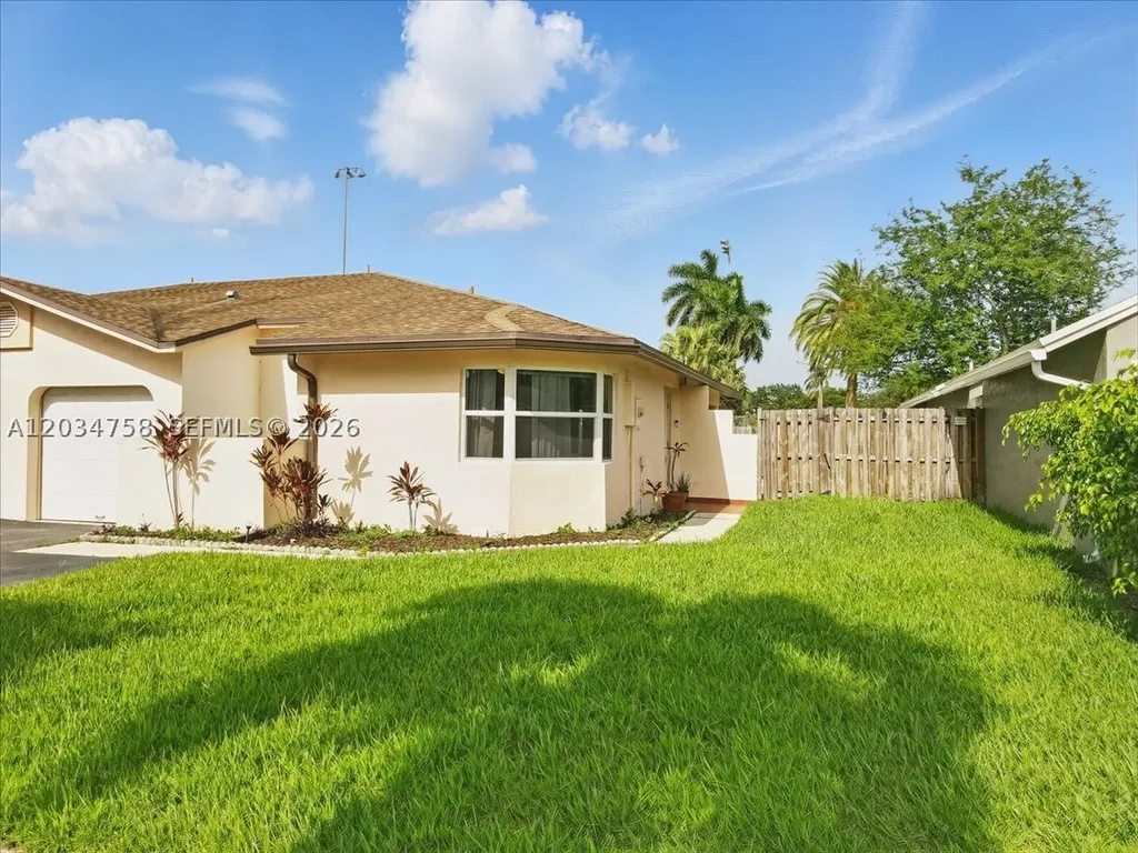 5874 SW 97th Terrace Cooper City FL 33328