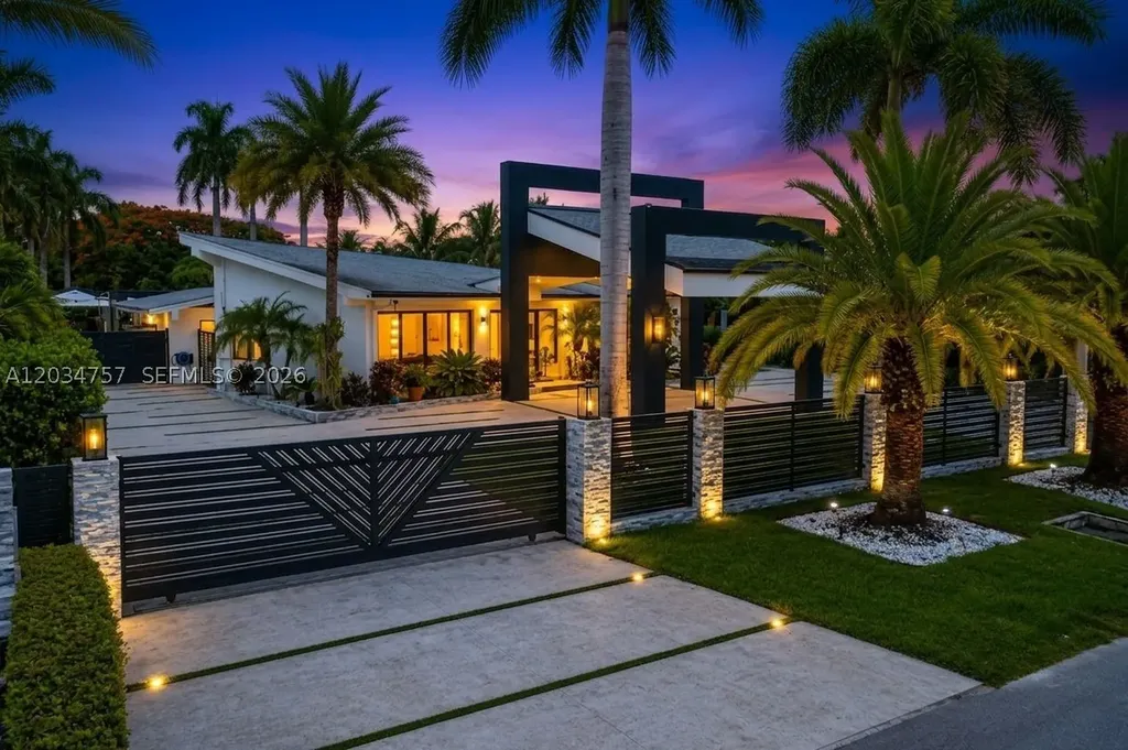 8445 SW 5th Street Miami FL 33144