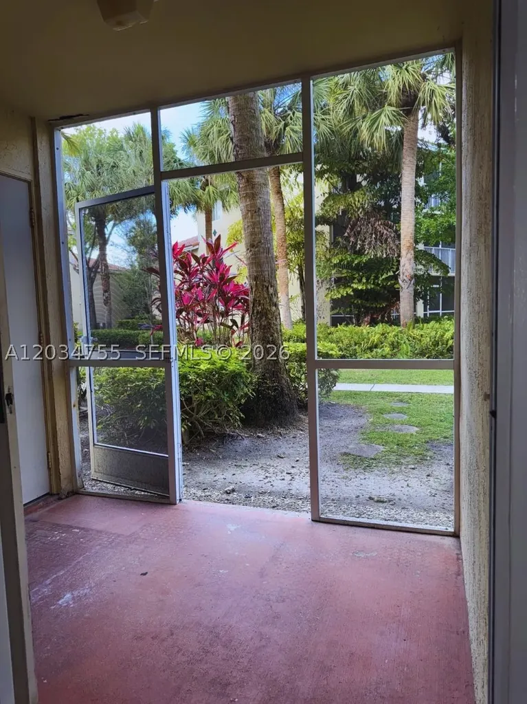 Hollywood FL 33021