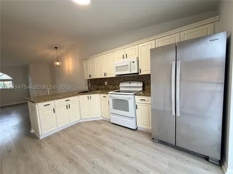 7730 W 34th Lane Hialeah FL 33018
