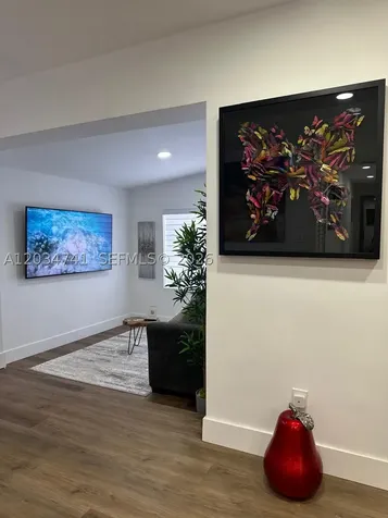 621 NW 59th Avenue Miami FL 33126