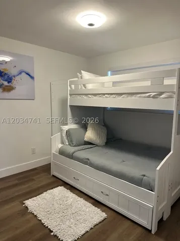 621 NW 59th Avenue Miami FL 33126