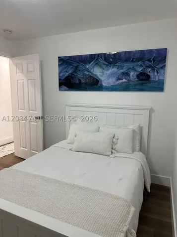 621 NW 59th Avenue Miami FL 33126