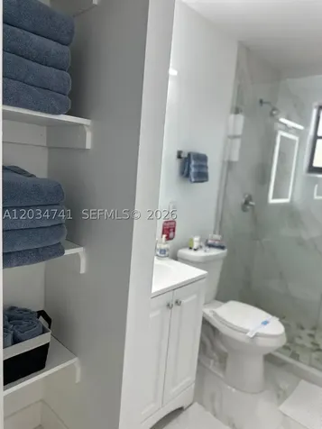 621 NW 59th Avenue Miami FL 33126