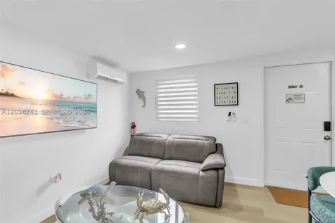 621 NW 59th Avenue Miami FL 33126