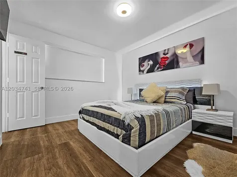 621 NW 59th Avenue Miami FL 33126