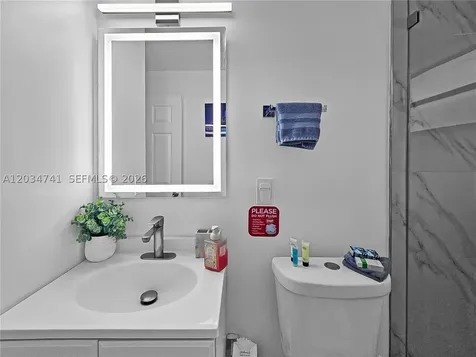 621 NW 59th Avenue Miami FL 33126