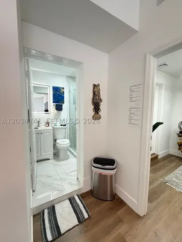 621 NW 59th Avenue Miami FL 33126