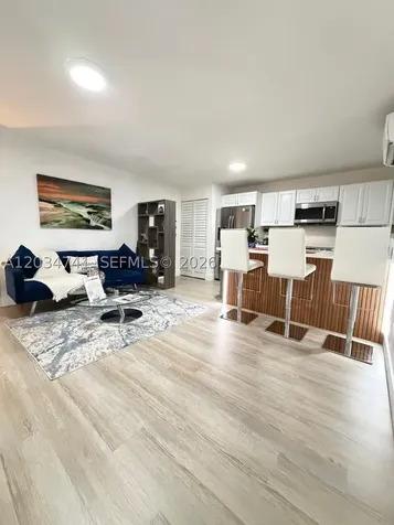 621 NW 59th Avenue Miami FL 33126