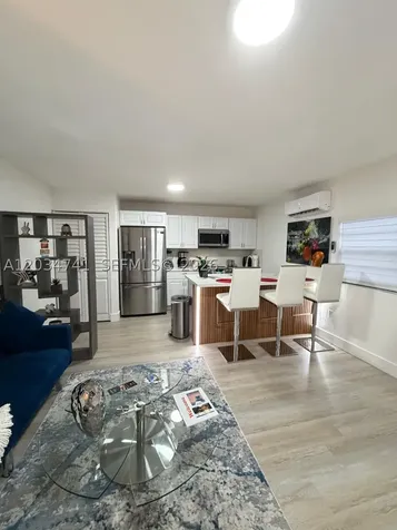 621 NW 59th Avenue Miami FL 33126