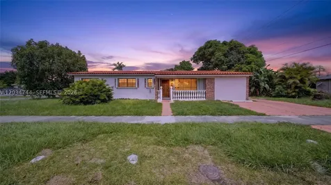 8200 NW 34th Avenue Miami FL 33147
