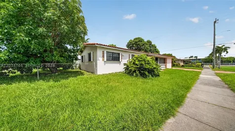 8200 NW 34th Avenue Miami FL 33147