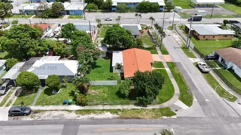 8200 NW 34th Avenue Miami FL 33147