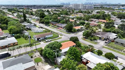 8200 NW 34th Avenue Miami FL 33147