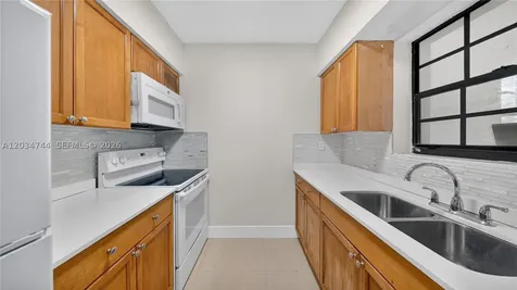 8200 NW 34th Avenue Miami FL 33147