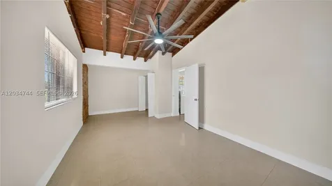 8200 NW 34th Avenue Miami FL 33147