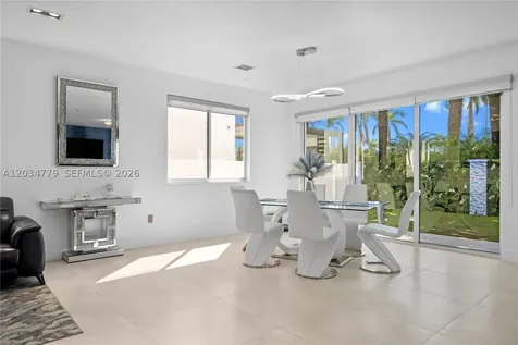 9830 NW 74th Terrace Doral FL 33178
