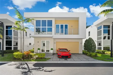 9830 NW 74th Terrace Doral FL 33178