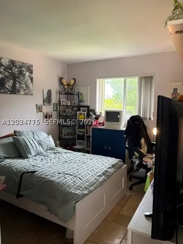 9624 SW 79th Terrace Miami FL 33173