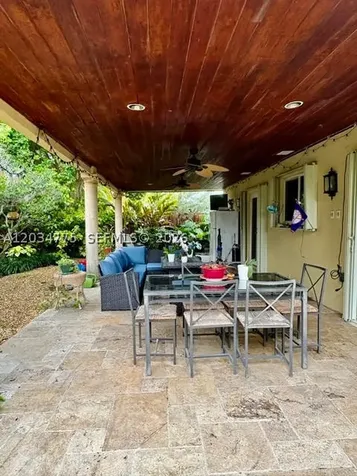 9624 SW 79th Terrace Miami FL 33173