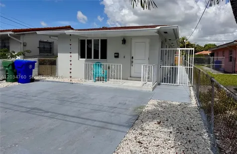1158 NW 34th Avenue Miami FL 33125
