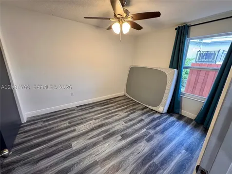 1158 NW 34th Avenue Miami FL 33125
