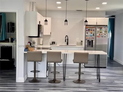 1158 NW 34th Avenue Miami FL 33125