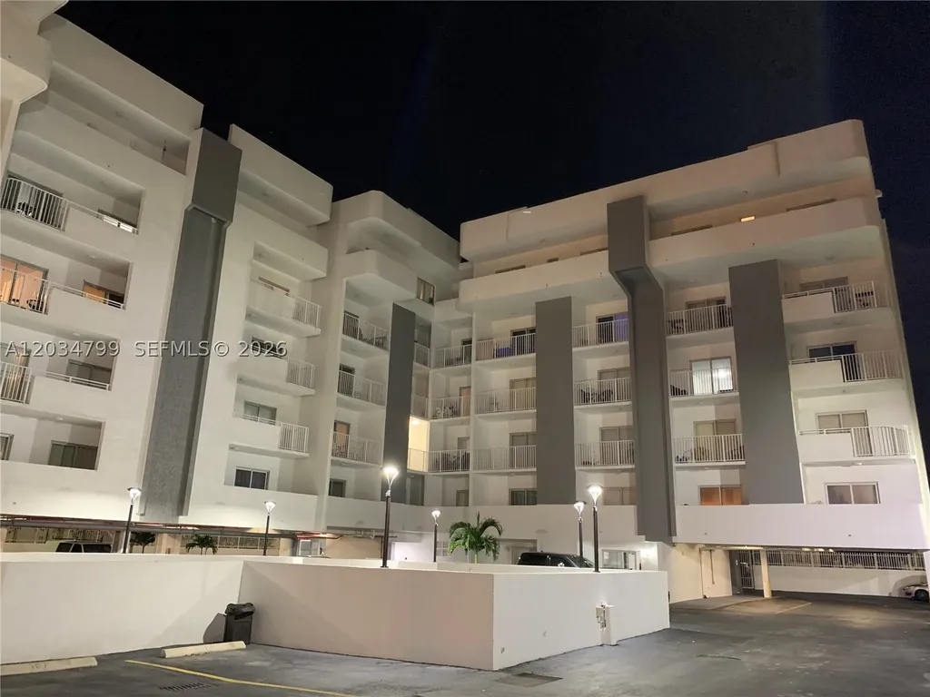 395 NE 21st Street Miami FL 33137