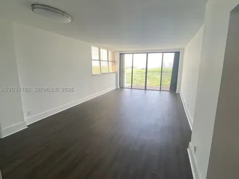 2450 NE 135th Street North Miami FL 33181